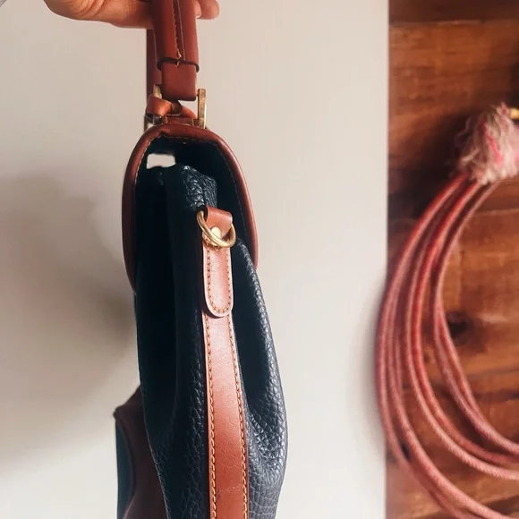 Vintage Dooney & Bourke Leather Bag - Picture 5 of 7